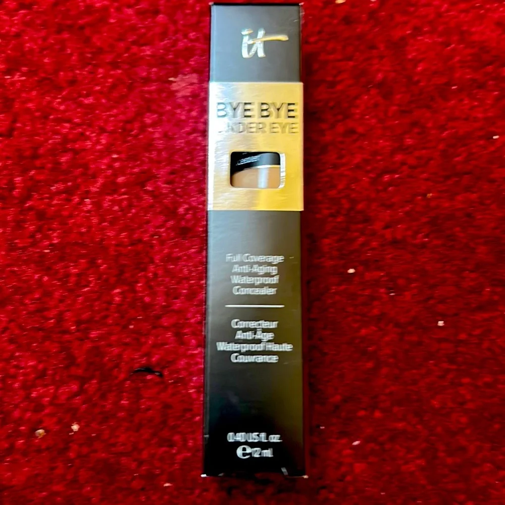 🦋NIB🦋IT‎ BYE BYE Undereye Medium Nude Shade